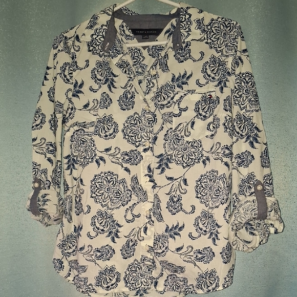 Tommy Hilfiger Women's White and Blue Floral Button Down Shirt - Picture 1 of 5
